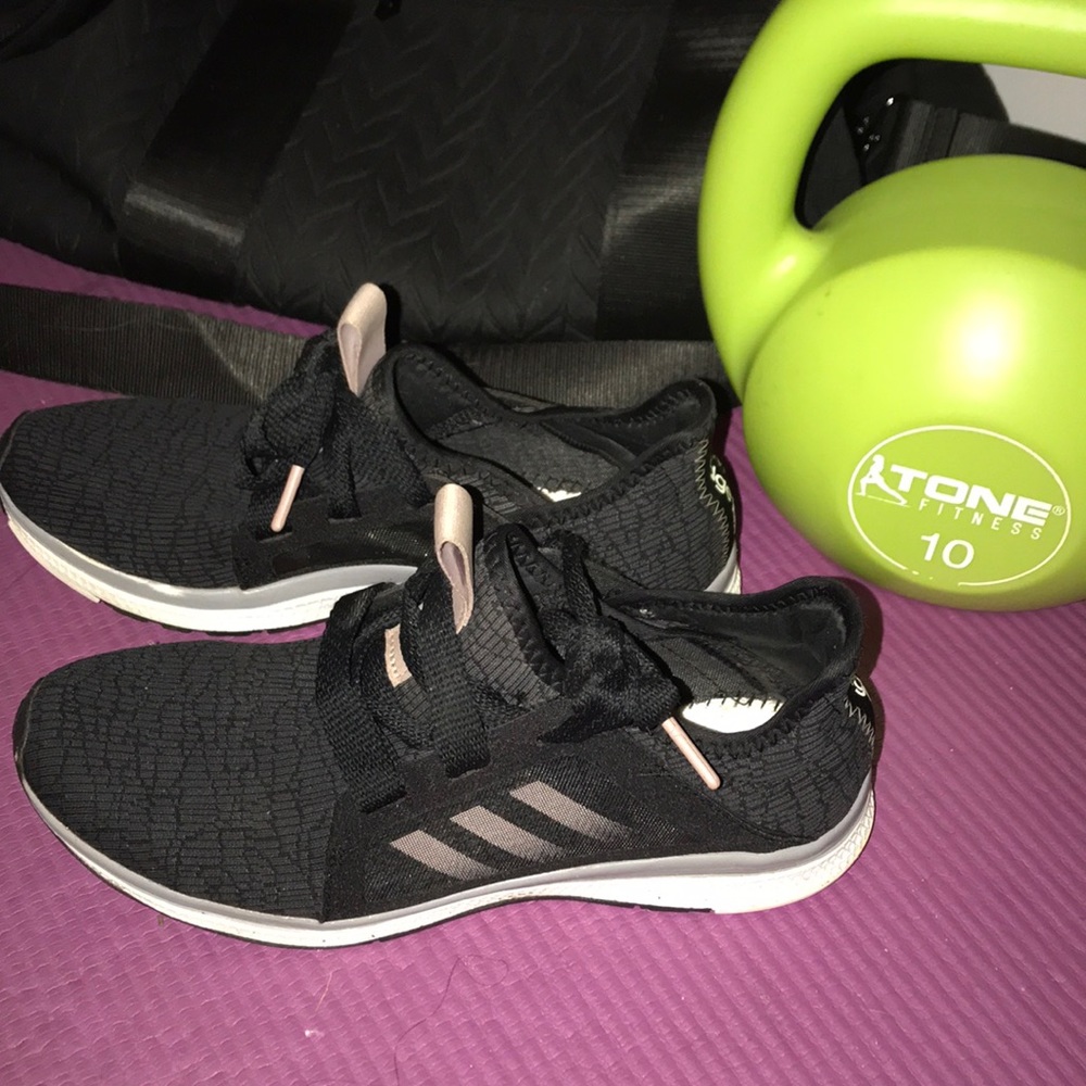 Adidas Edge Lux Women’s 7.5 Running Shoes